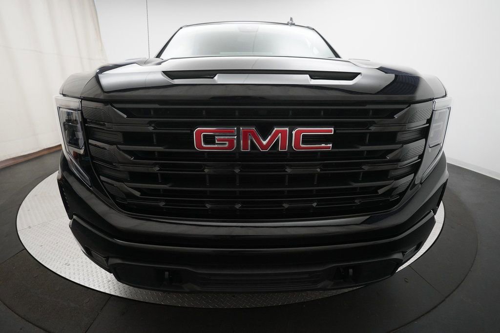 Used 2025 GMC Sierra 1500 Elevation image 21