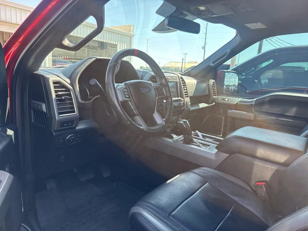 Used 2017 Ford F150 Raptor w/ Equipment Group 802A Luxury AWD/4WD image 8