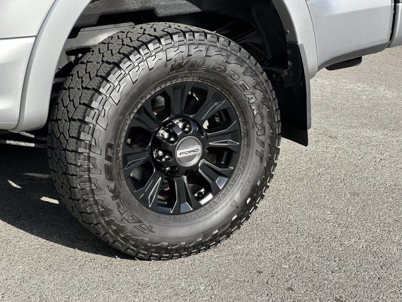 Used 2022 Ford F350 Lariat w/ Tremor Off-Road Package image 6
