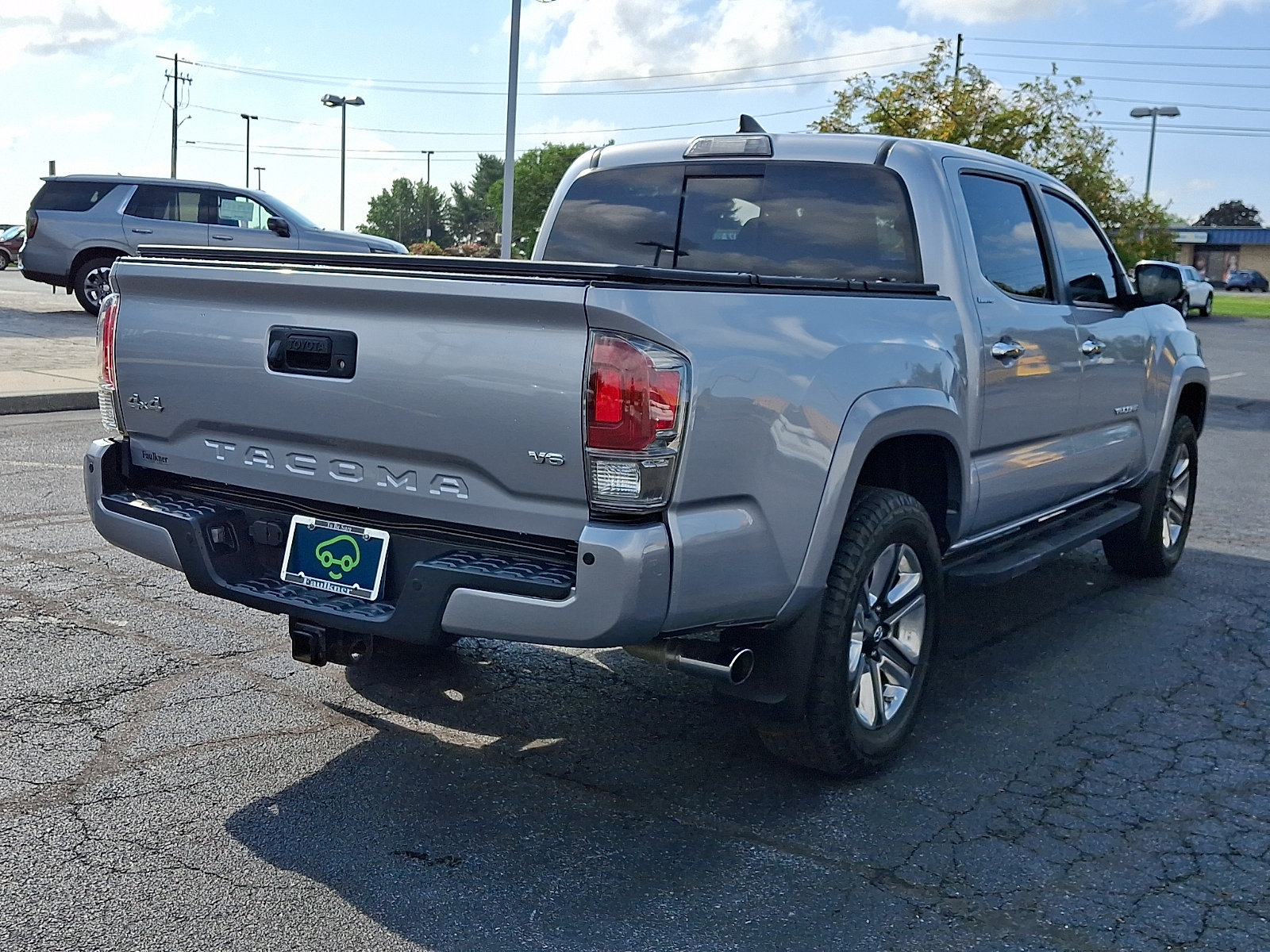 Used 2018 Toyota Tacoma Limited AWD/4WD image 6