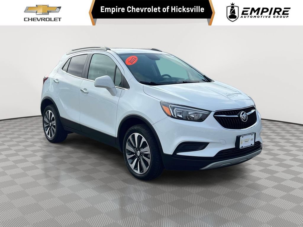 Used 2022 Buick Encore Preferred w/ Safety Package AWD/4WD image 1