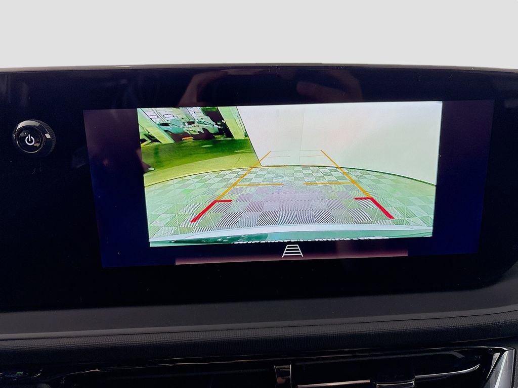 New 2025 Buick Envista Sport Touring w/ Convenience I Package image 13