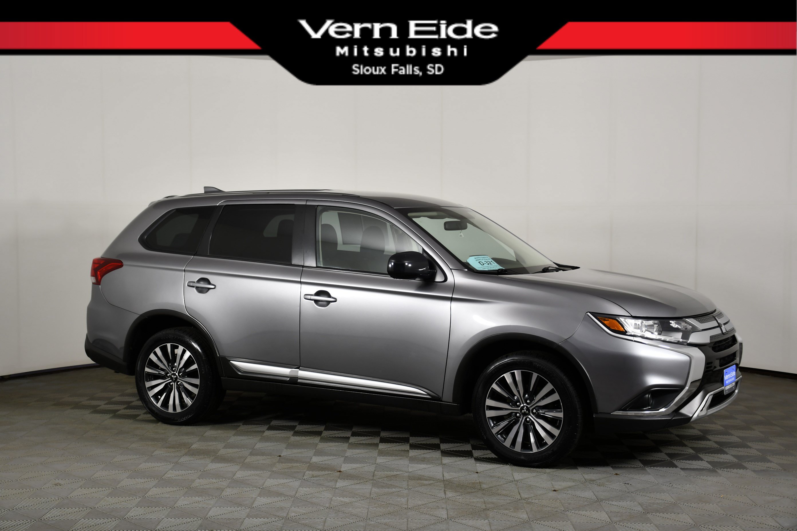 Used 2020 Mitsubishi Outlander ES
