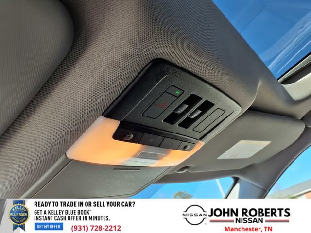 Used 2023 Nissan Rogue SL image 30