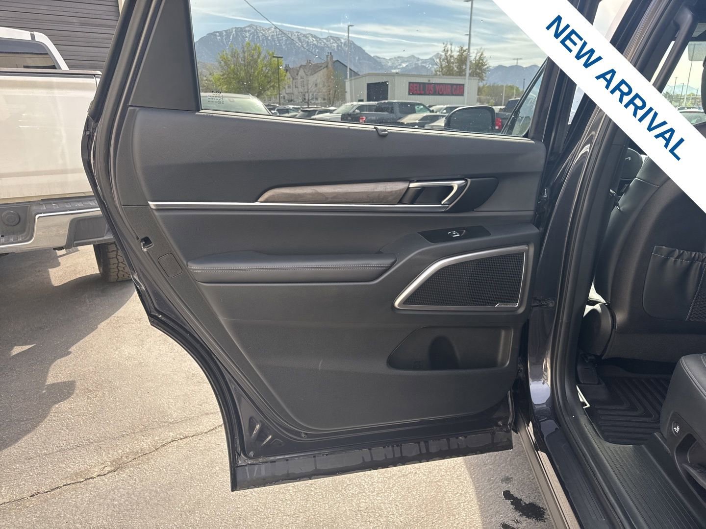 Used 2025 Kia Telluride EX X-Line image 16