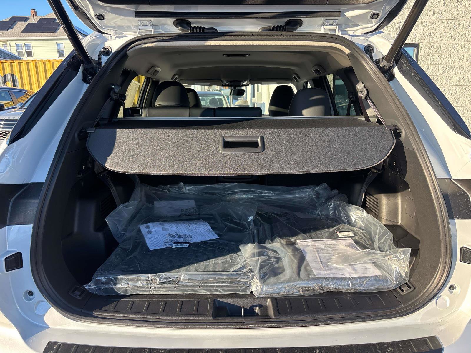 New 2026 Mitsubishi Outlander SE image 4