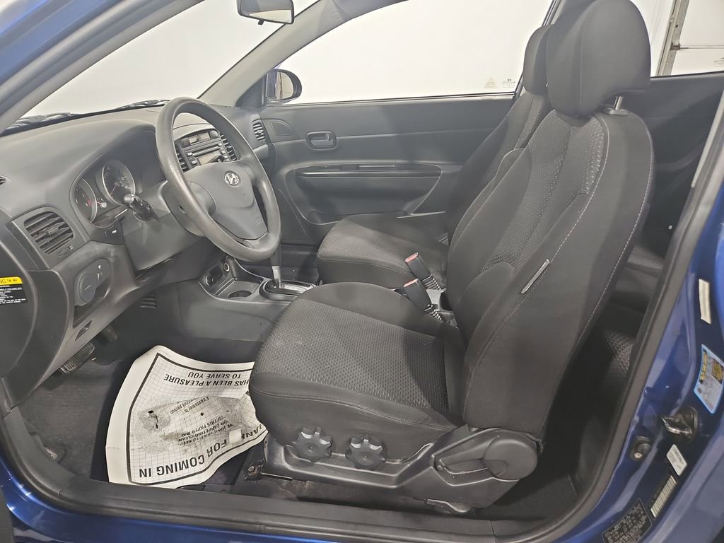 Used 2007 Hyundai Accent GS image 9