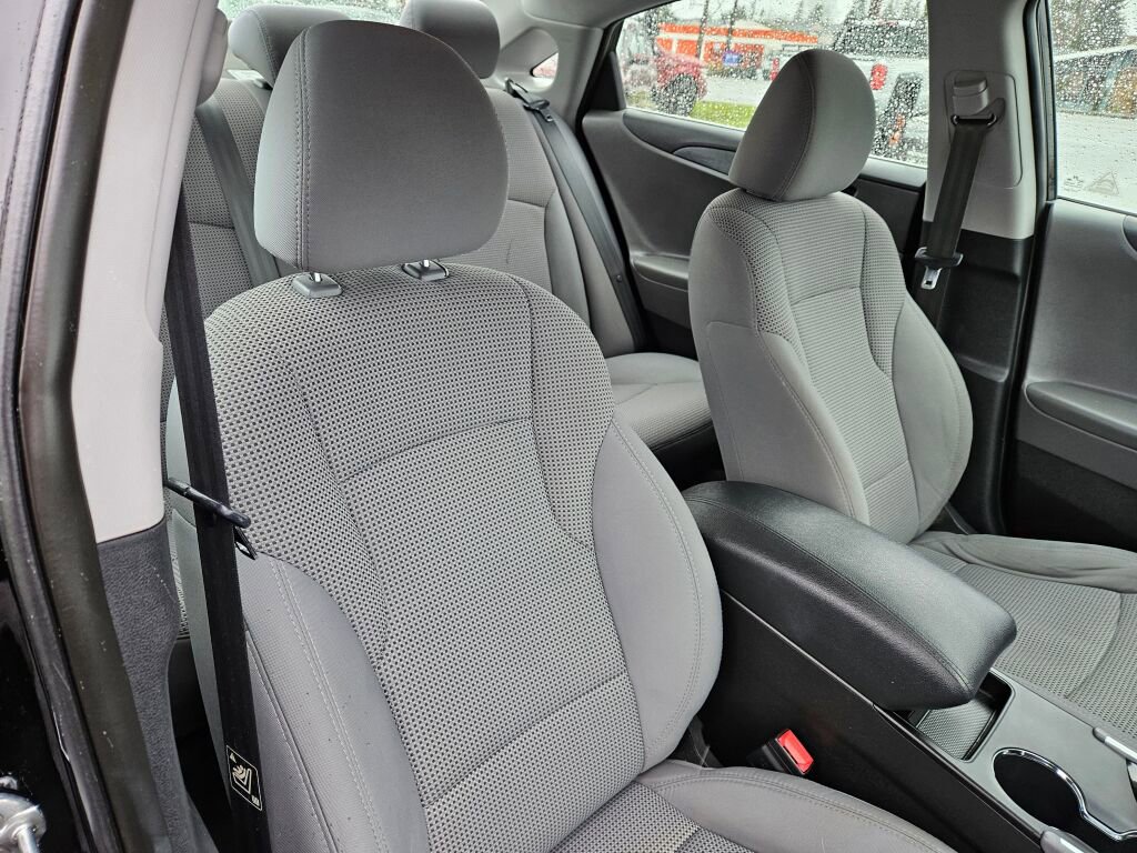 Used 2011 Hyundai Sonata GLS FWD image 10