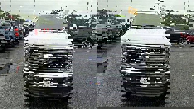 Certified 2023 Ford F250 Lariat w/ Tow Technology Package image 3