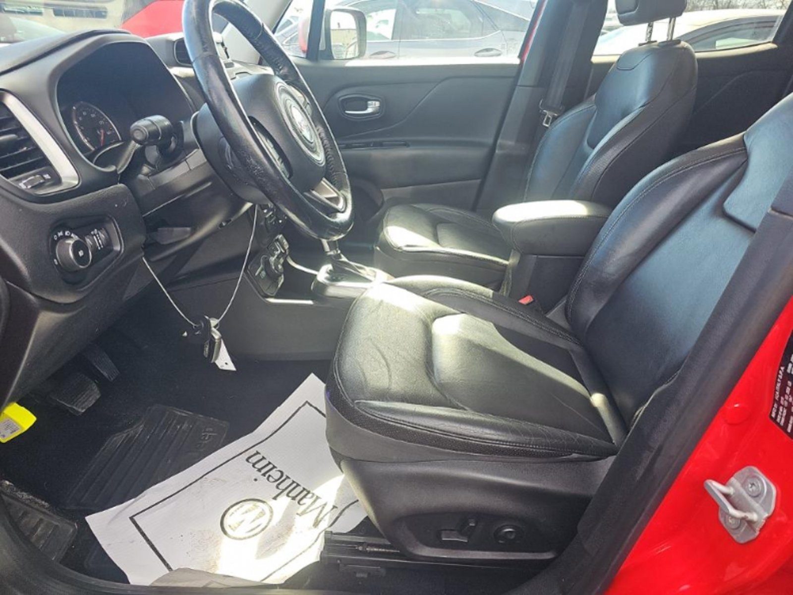 Used 2018 Jeep Renegade Limited AWD/4WD image 12