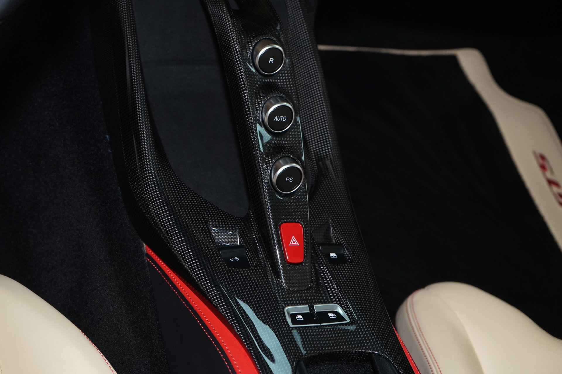 Used 2021 Ferrari 812 GTS RWD image 24