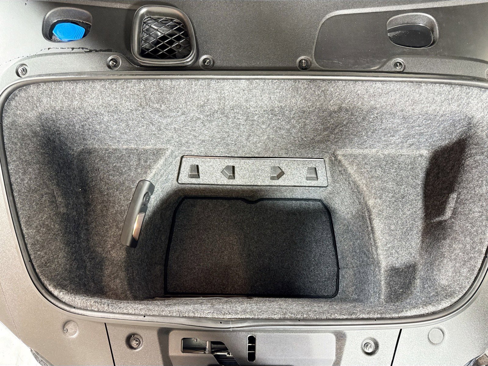 Used 2009 Audi R8 V8 image 24