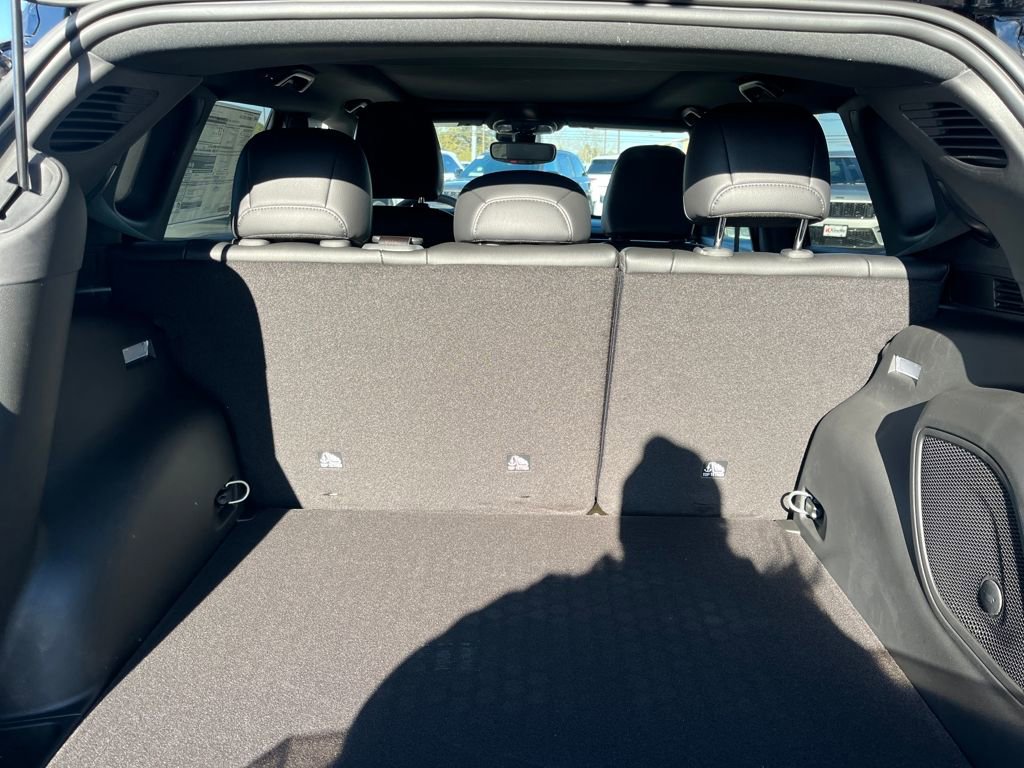 New 2025 Jeep Compass Limited w/ Elite Group image 32