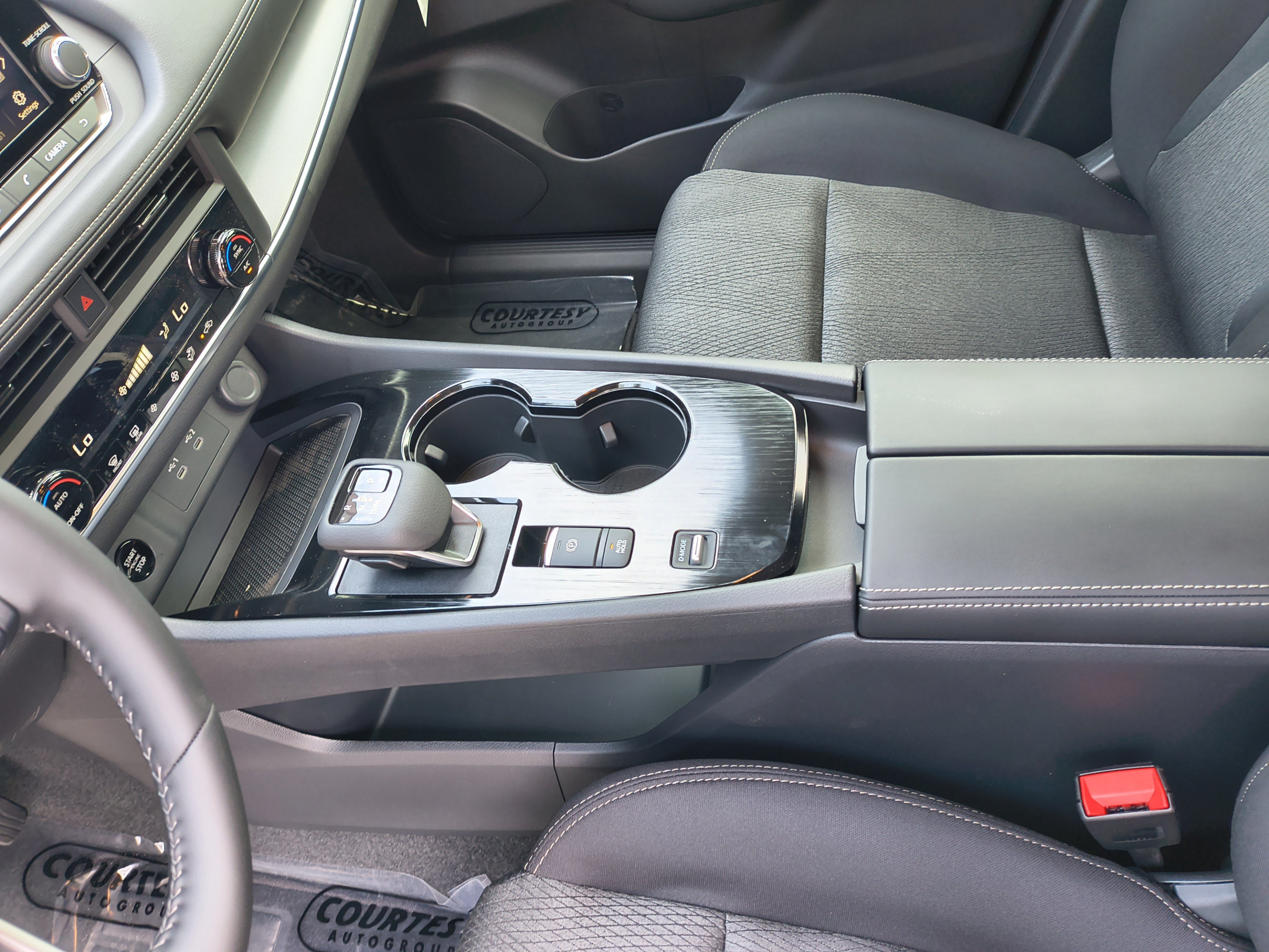 New 2026 Nissan Rogue SV FWD image 24