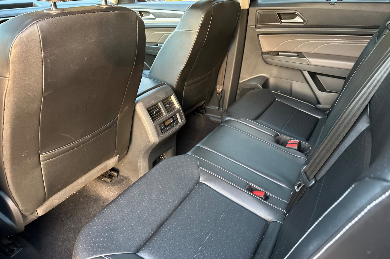 Certified 2022 Volkswagen Atlas SE image 12