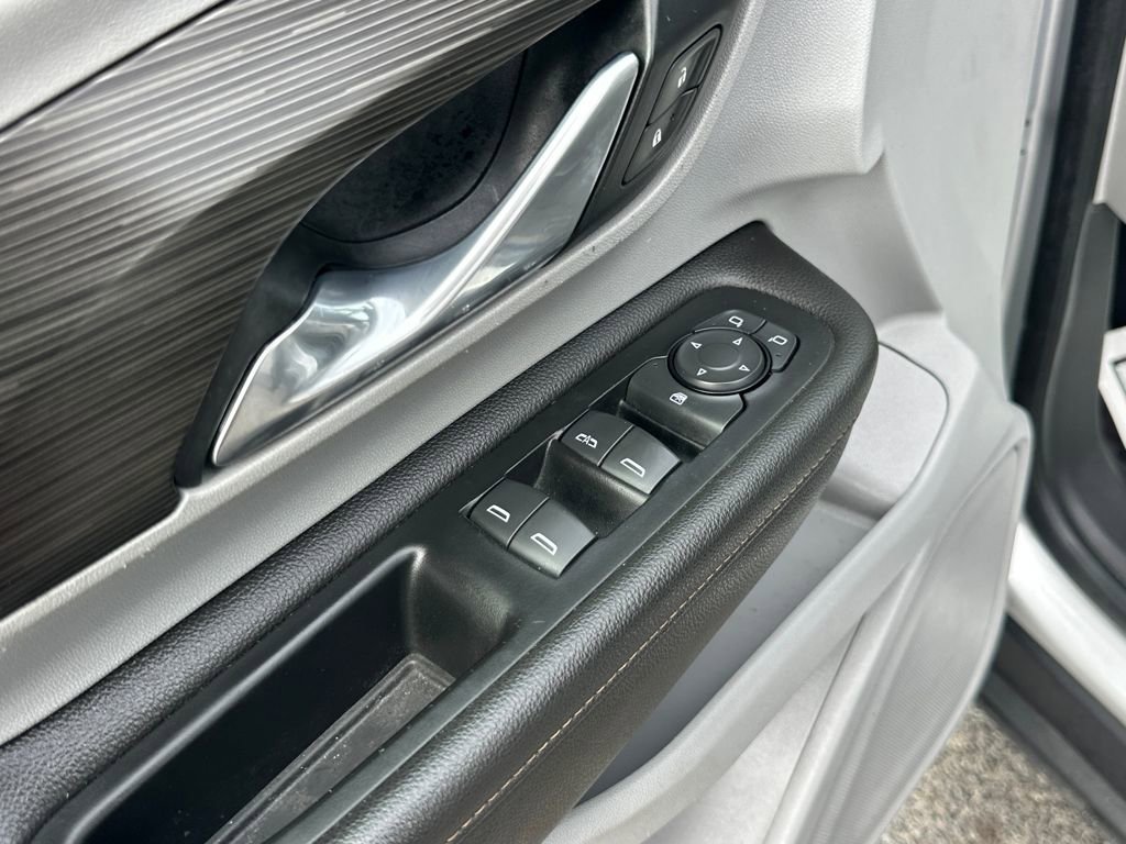 Used 2020 GMC Terrain SLT image 14