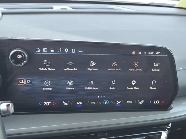 Used 2025 Chevrolet Traverse LT FWD image 19