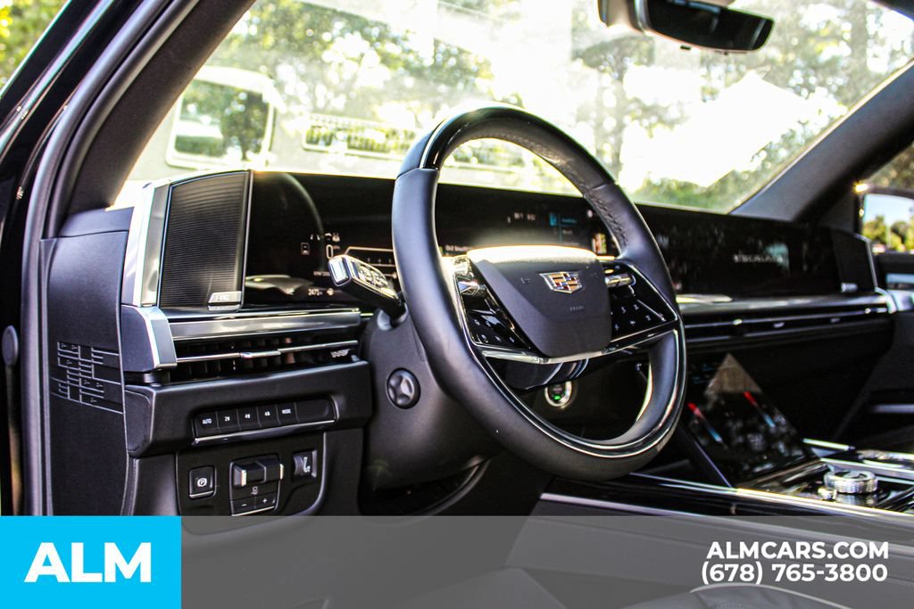 Used 2026 Cadillac Escalade ESV Sport AWD/4WD image 23