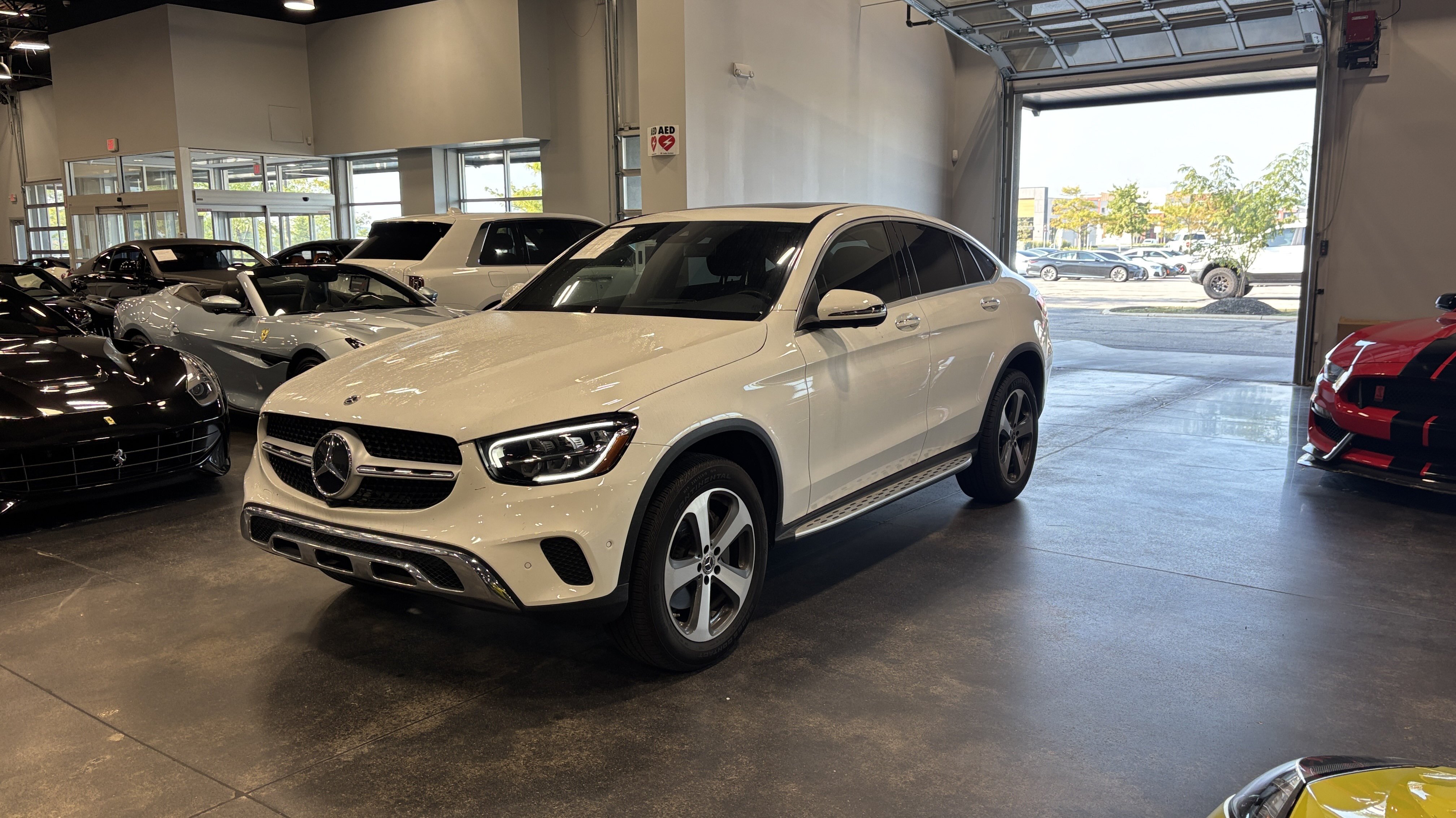Used 2023 Mercedes-Benz GLC 300 4MATIC Coupe image 3