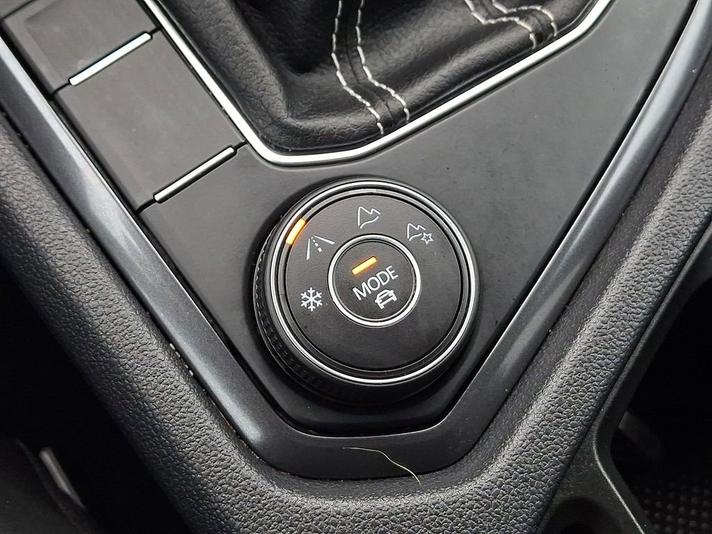 Certified 2022 Volkswagen Tiguan SE AWD/4WD image 25