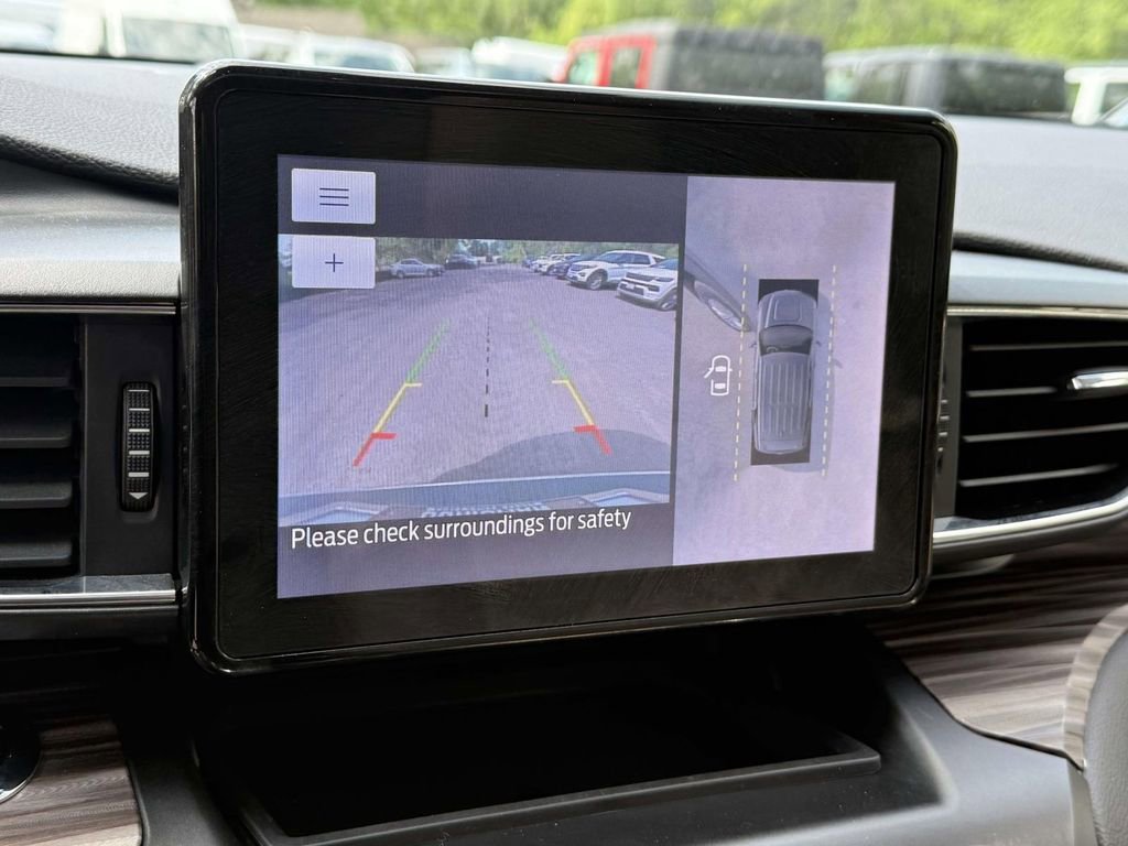 Used 2020 Ford Explorer Limited w/ Class III Trailer Tow Package AWD/4WD image 32