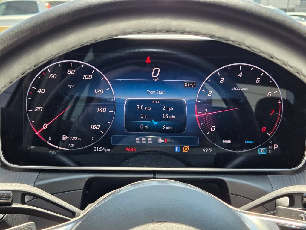 Used 2025 Mercedes-Benz C 300 4MATIC Sedan image 25