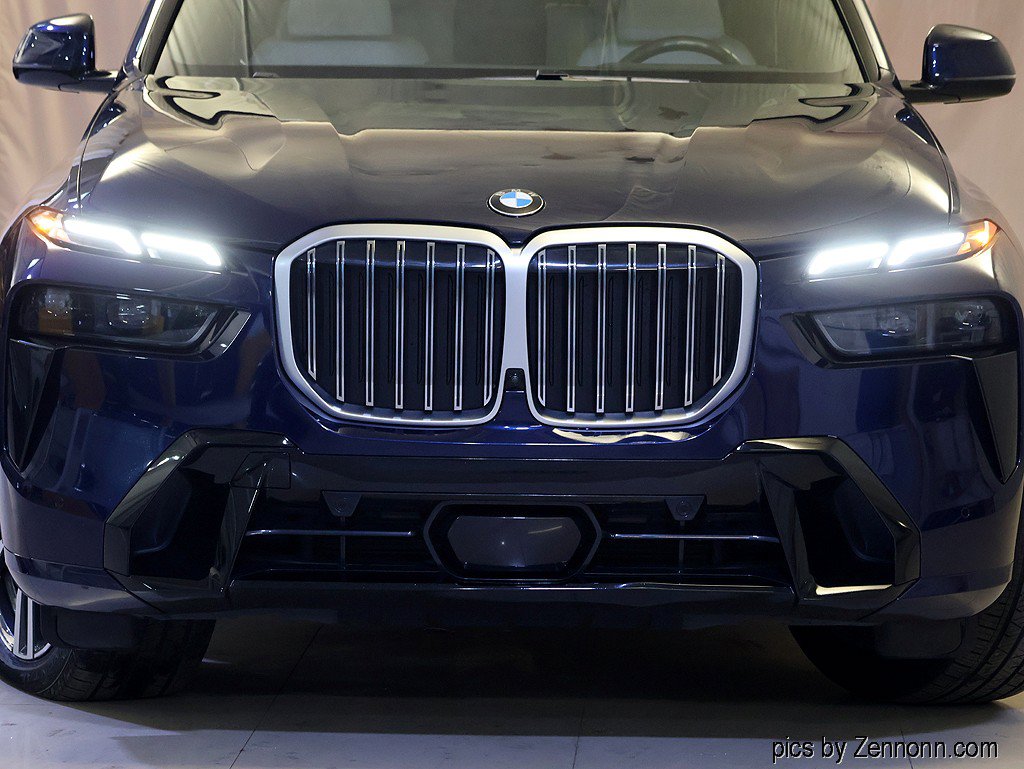 Certified 2025 BMW X7 xDrive40i AWD/4WD image 6