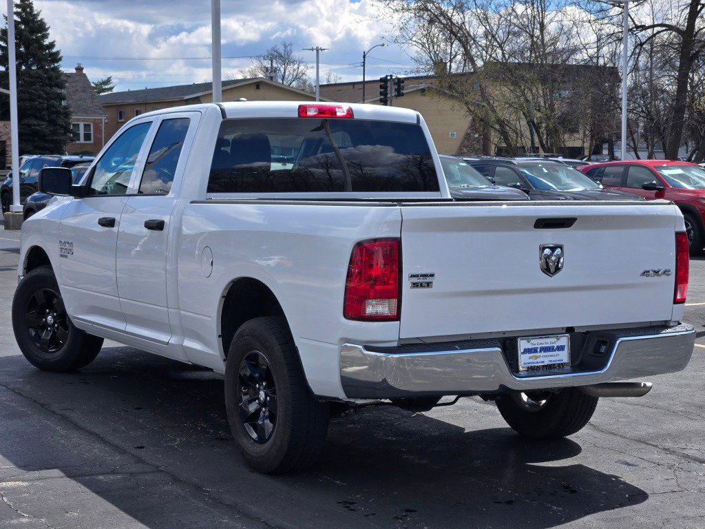 Used 2024 RAM 1500 Classic SLT AWD/4WD image 15