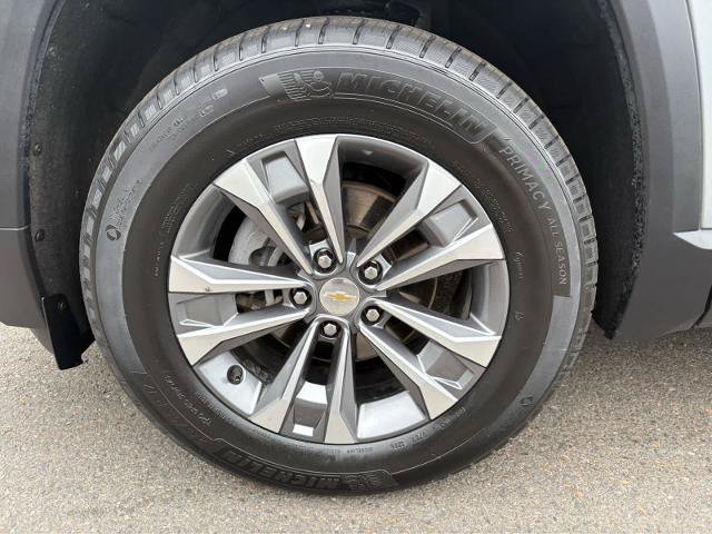Used 2025 Chevrolet Equinox LT w/ Convenience Package II AWD/4WD image 11