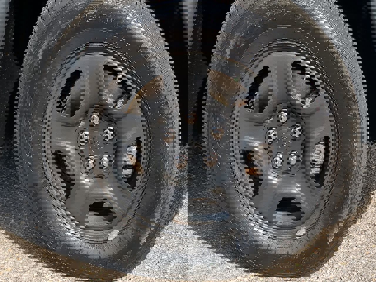 Used 2017 Jeep Compass Sport image 11