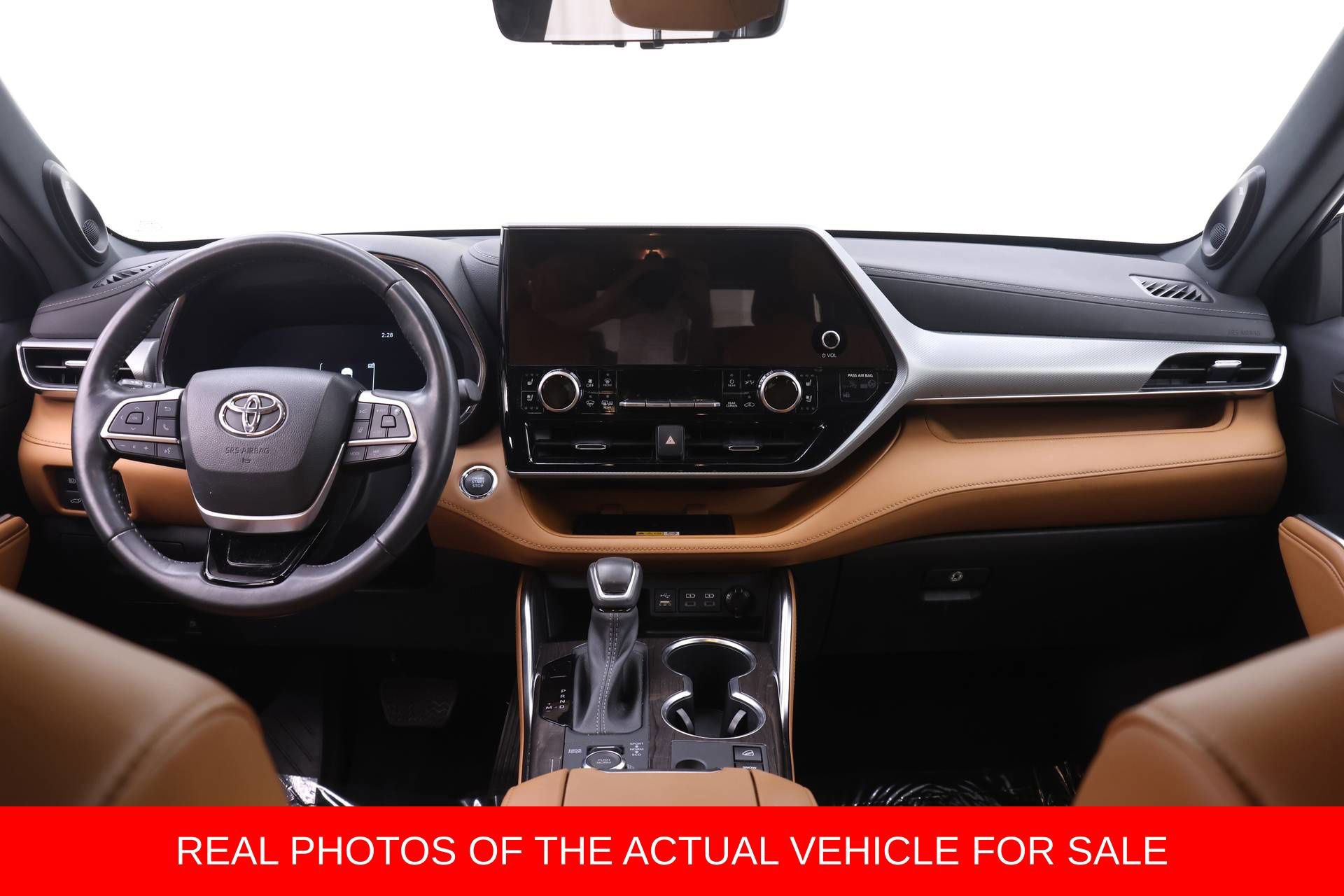 Used 2023 Toyota Highlander Platinum AWD/4WD image 5