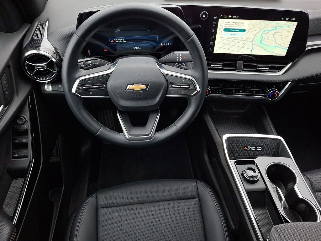 Used 2026 Chevrolet Equinox LT w/ Convenience Package II image 10