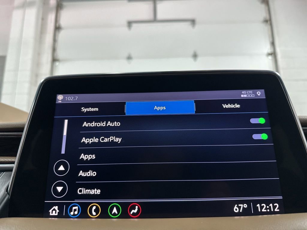 Used 2021 Chevrolet Suburban Premier w/ Premium Package image 34