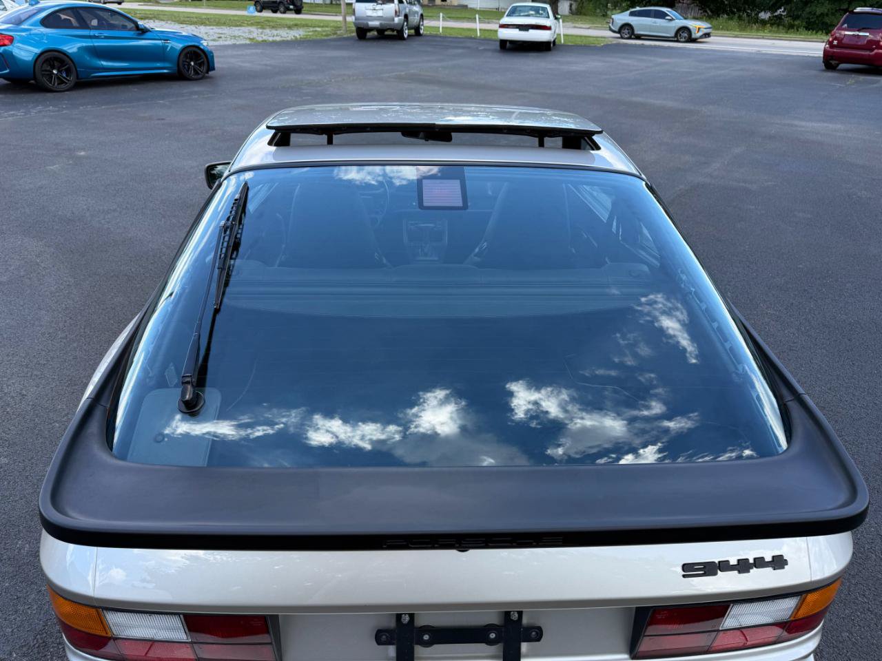 Used 1988 Porsche 944 Coupe RWD image 15