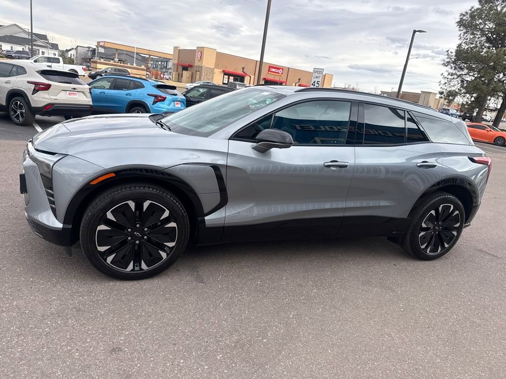 Used 2024 Chevrolet Blazer EV RS image 2