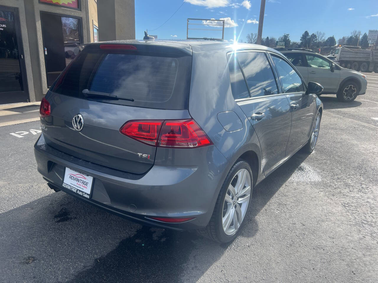 Used 2015 Volkswagen Golf SEL image 8