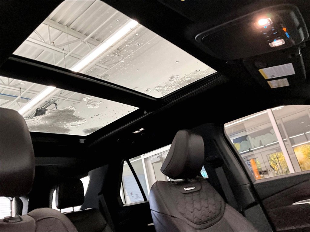 Used 2025 Ford Explorer Platinum w/ LUX Leather Package image 23