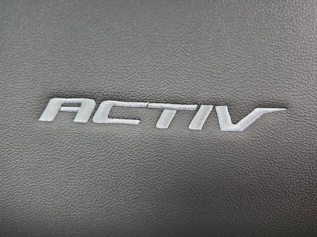 Certified 2025 Chevrolet Trax ACTIV image 34