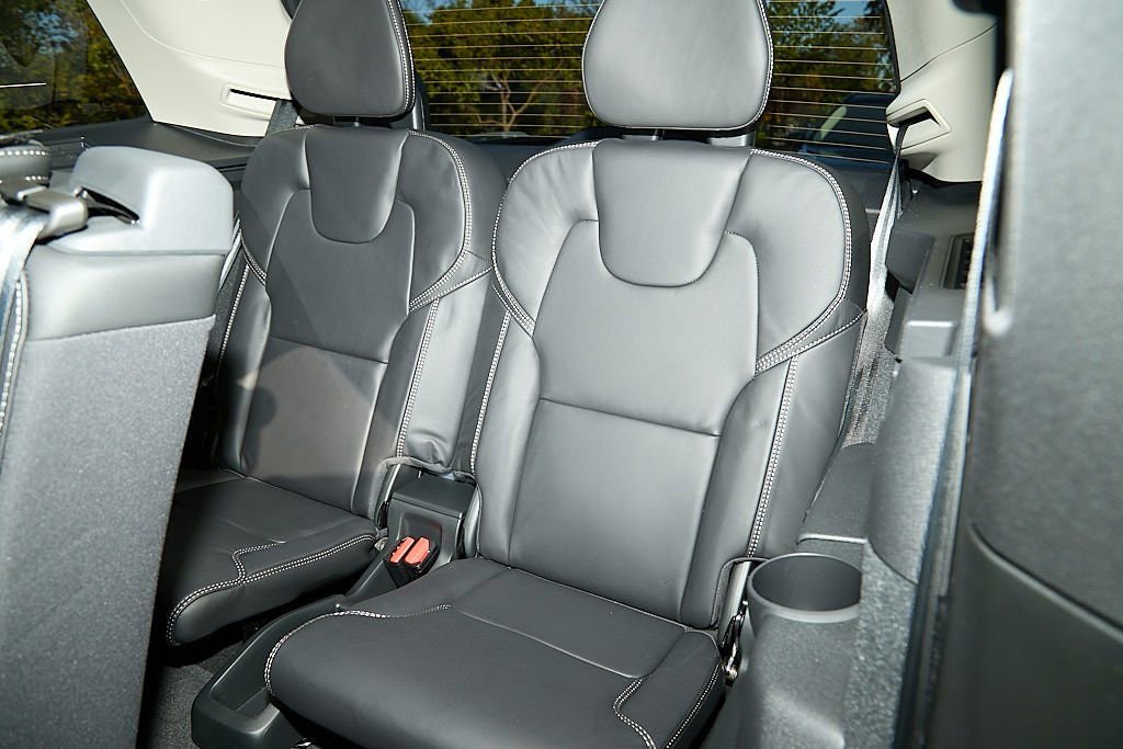 New 2026 Volvo XC90 B5 Ultra w/ Protection Package image 24