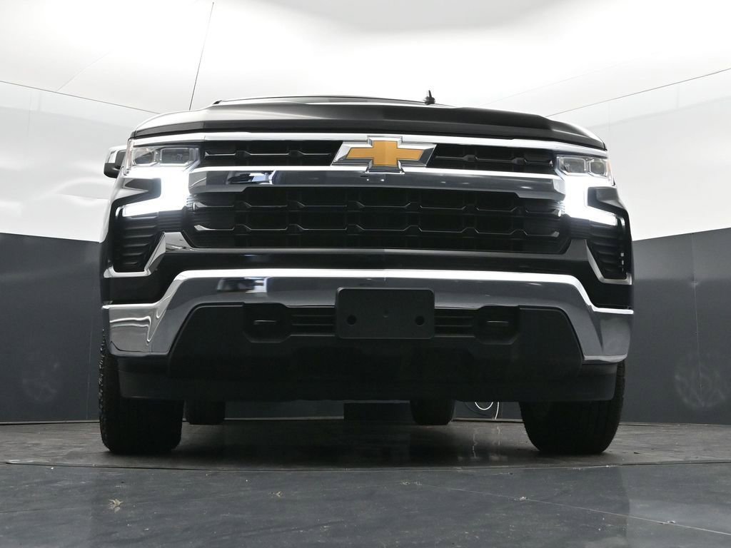 Used 2024 Chevrolet Silverado 1500 LT AWD/4WD image 28