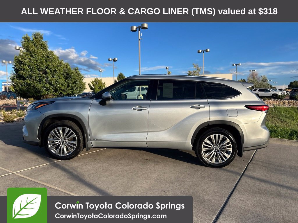 Used 2022 Toyota Highlander Platinum AWD/4WD image 4