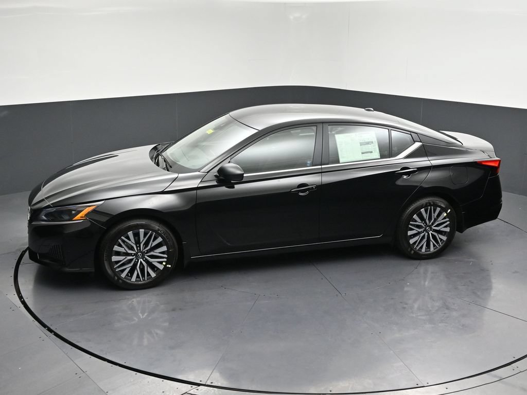 New 2026 Nissan Altima 2.5 SV FWD image 24