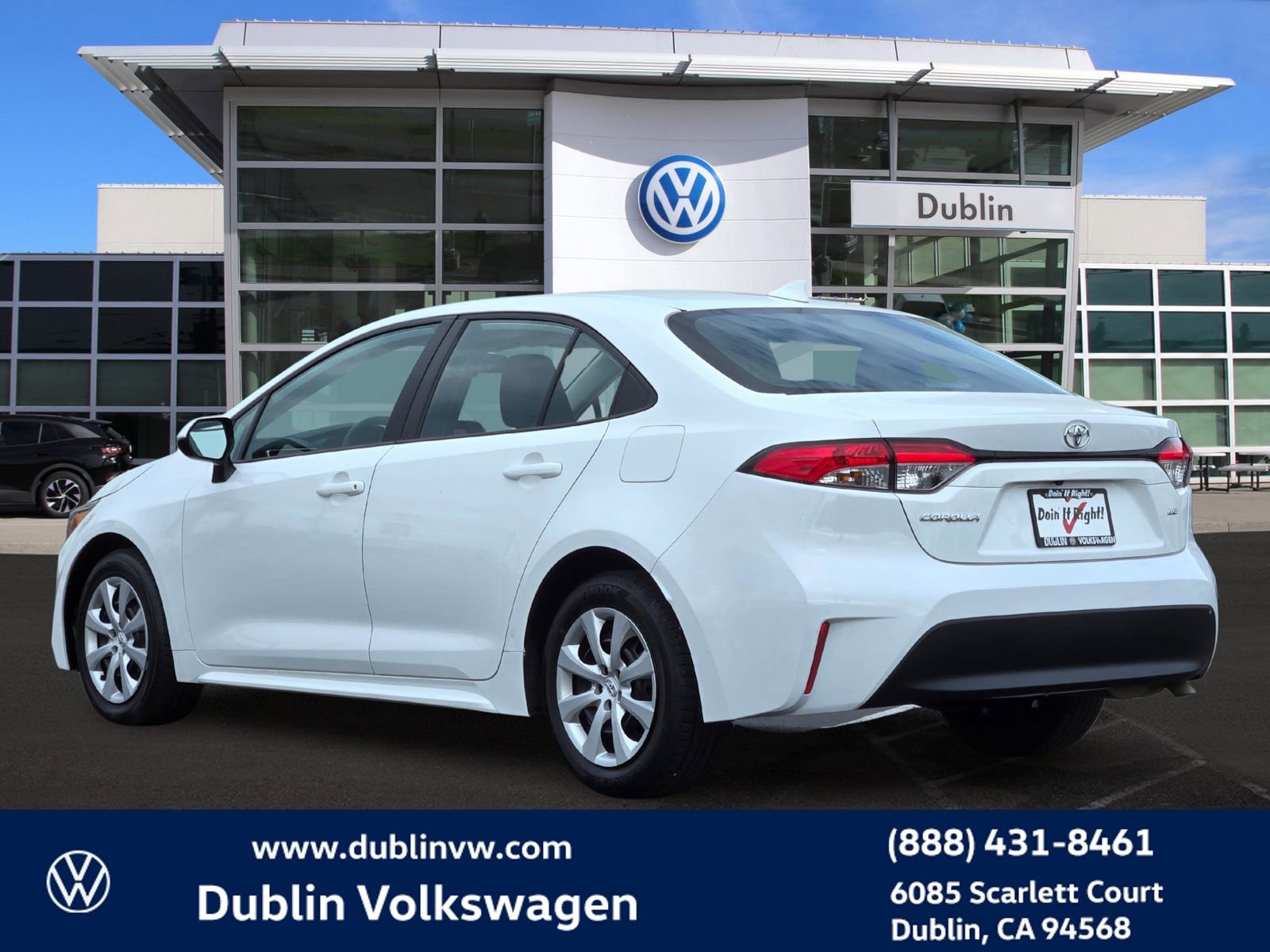 Used 2024 Toyota Corolla LE image 6