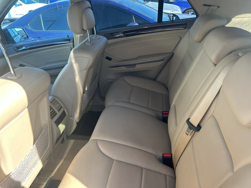 Used 2011 Mercedes-Benz ML 350 2WD image 8