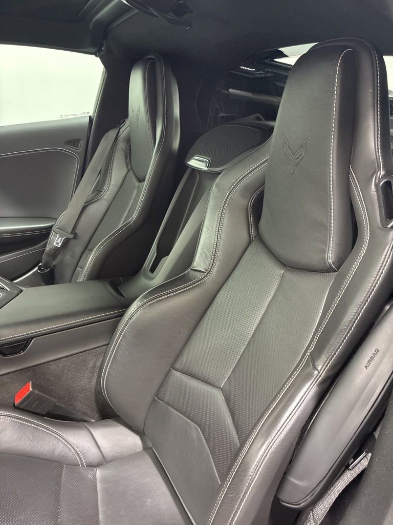 Used 2020 Chevrolet Corvette Stingray Coupe w/ 1LT image 8