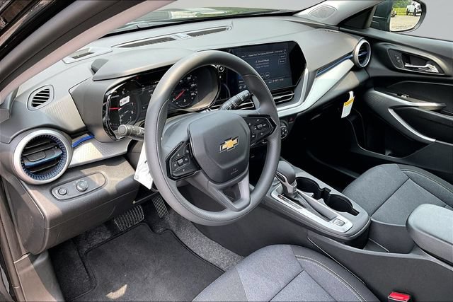 New 2026 Chevrolet Trax LS FWD image 7