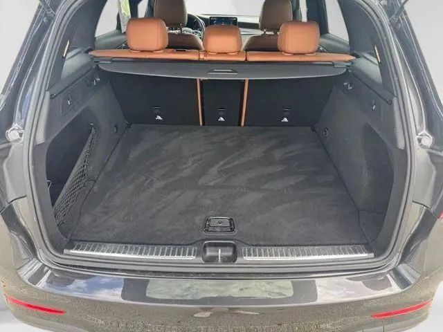 Used 2022 Mercedes-Benz GLC 300 4MATIC image 27