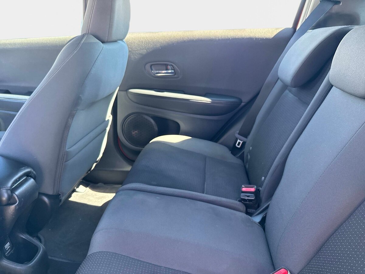 Used 2020 Honda HR-V Sport image 13