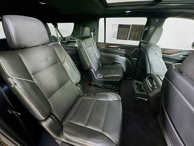 Used 2023 Cadillac Escalade ESV Premium Luxury image 30