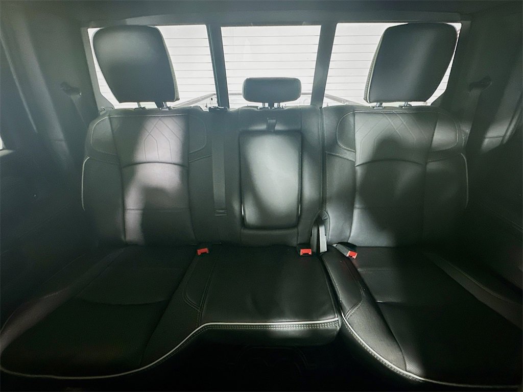 New 2025 RAM 3500 Limited w/ Towing Technology Group image 10
